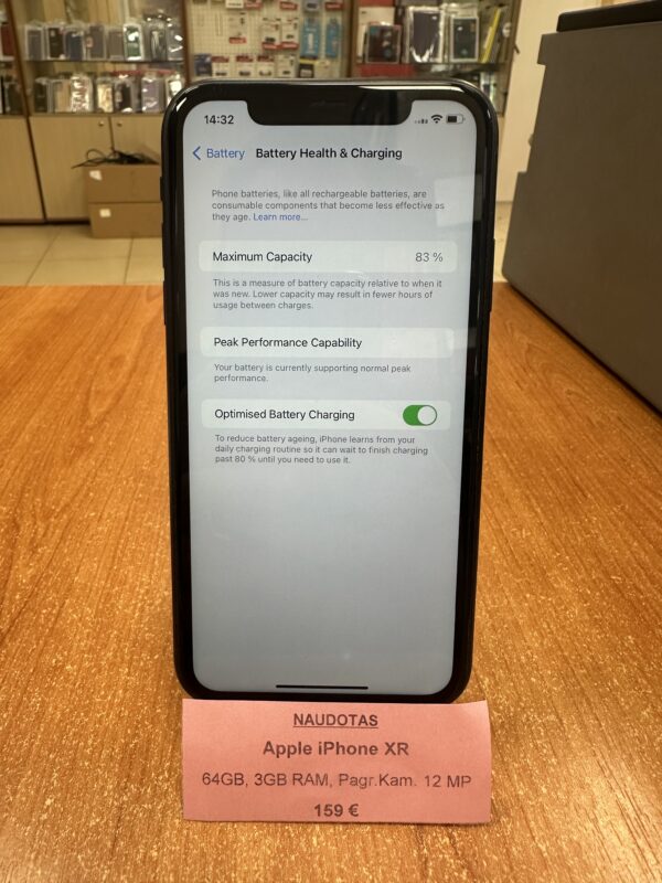 Apple on sale iPhone XR 64 GB