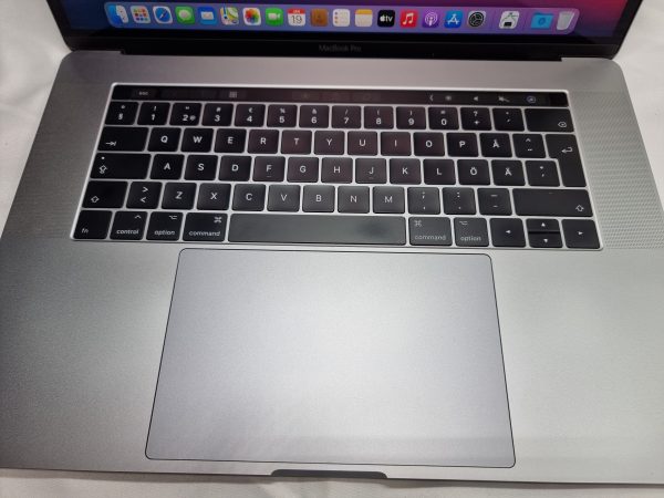 Apple MacBook Pro 15” 2017, TB, Core i7, 16 GB RAM, 256 GB SSD