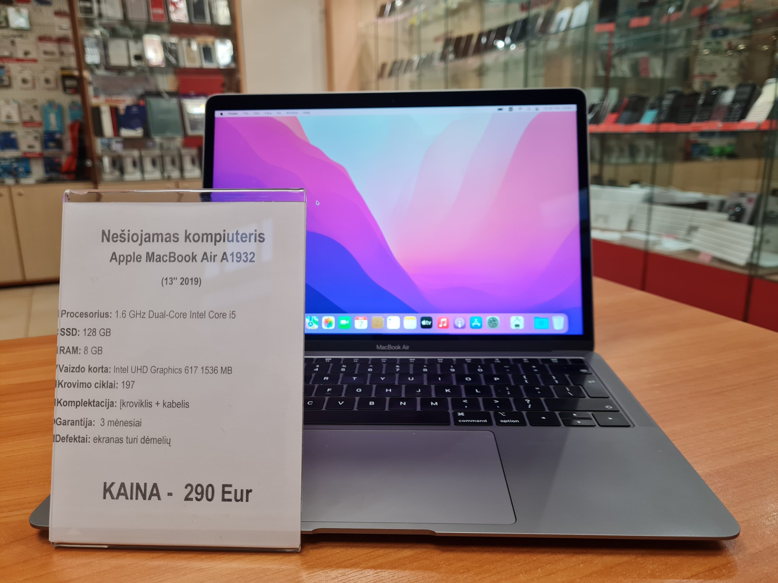 MacBook Air 2015 13“, 4GB RAM, 125GB outlet