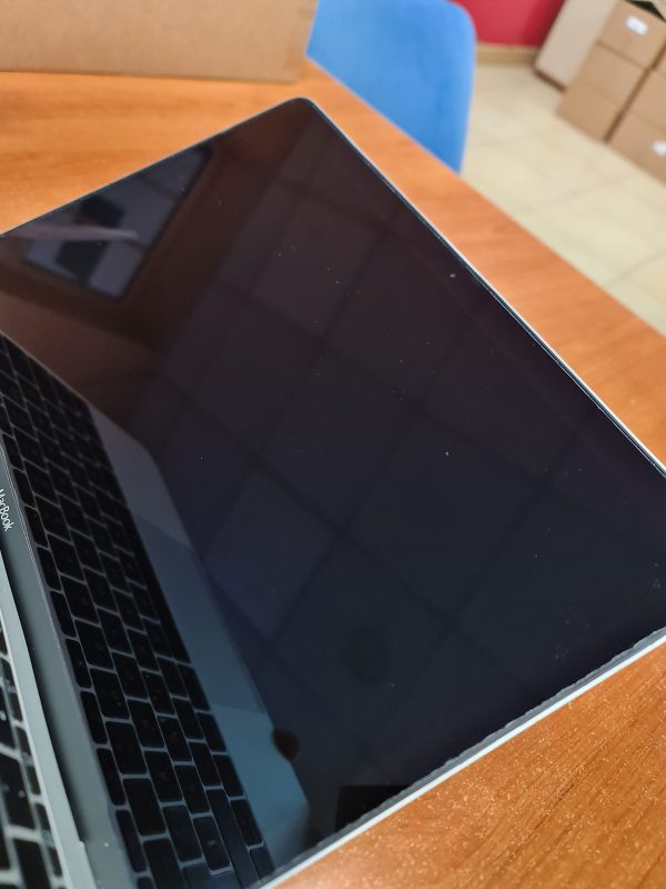 Apple MacBook Retina 12” 2016, M3, 8 GB RAM, 256 GB SSD, Cycle 736