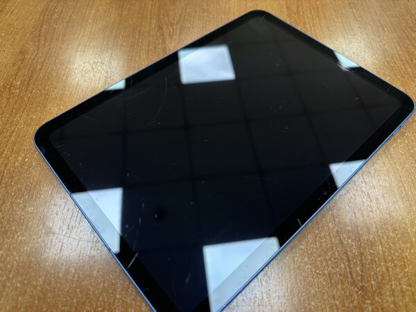 Apple iPad (2022), 10,9'' 10th Gen, A2757 64GB WiFi+SIM (naudotas